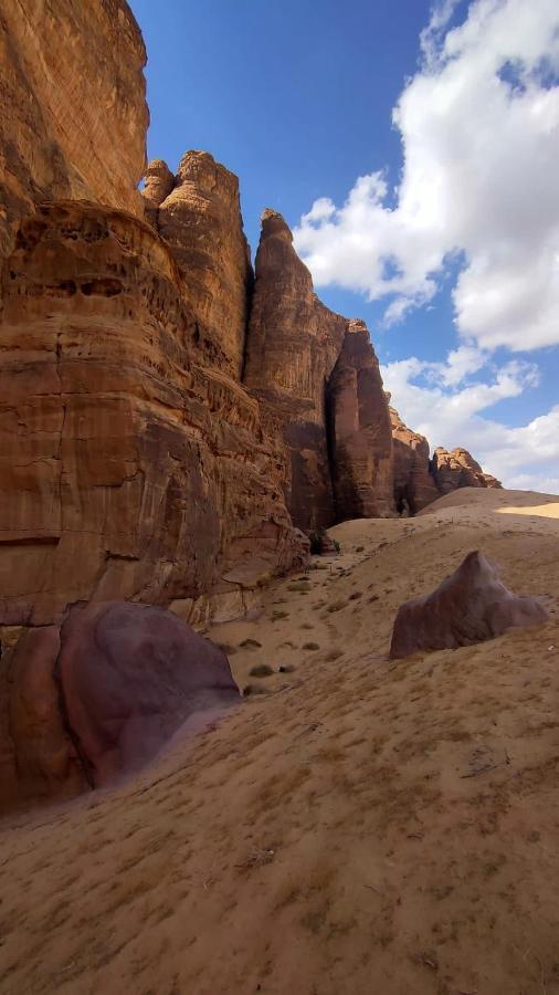 Villa الجوهرة Diamond Plus à Al-Ula Extérieur photo