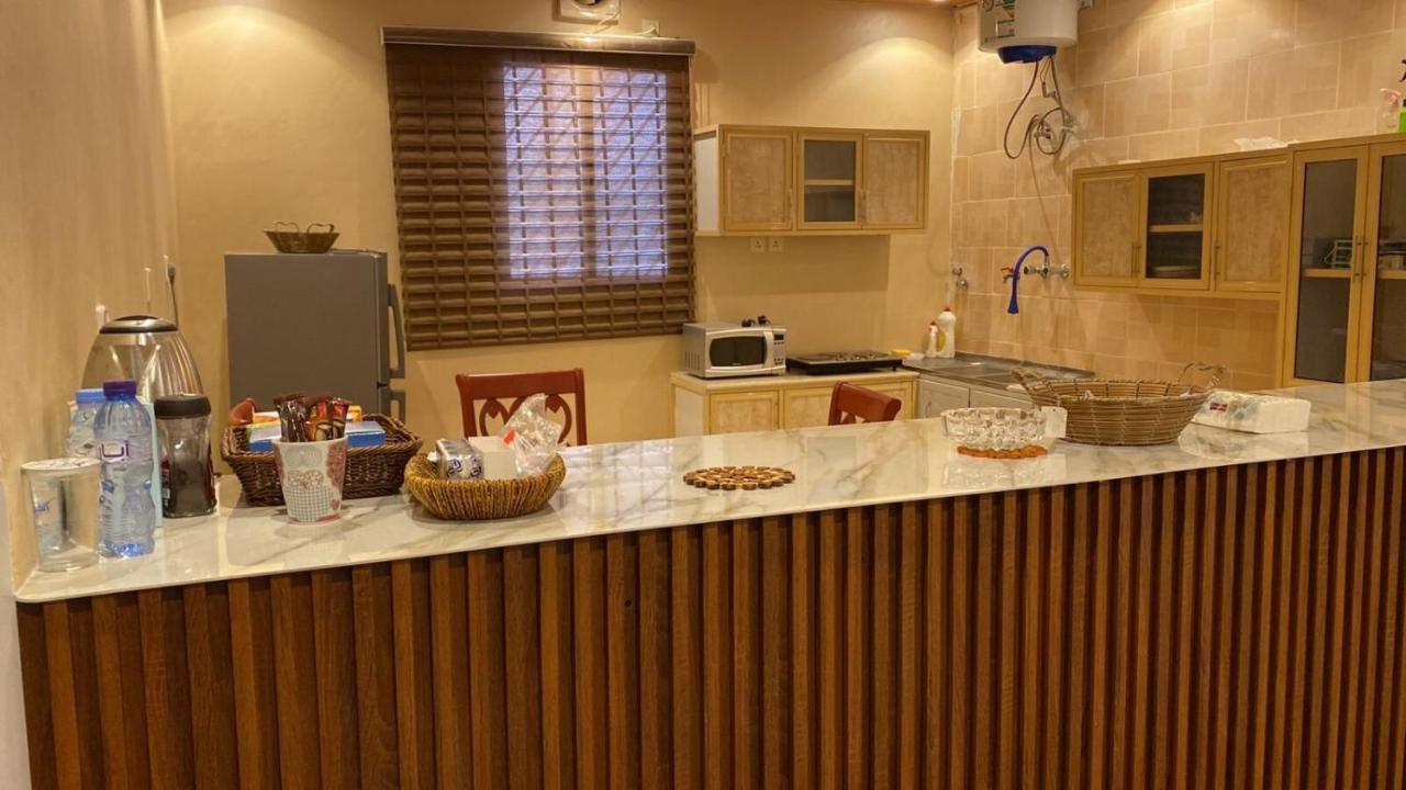 Villa الجوهرة Diamond Plus à Al-Ula Extérieur photo