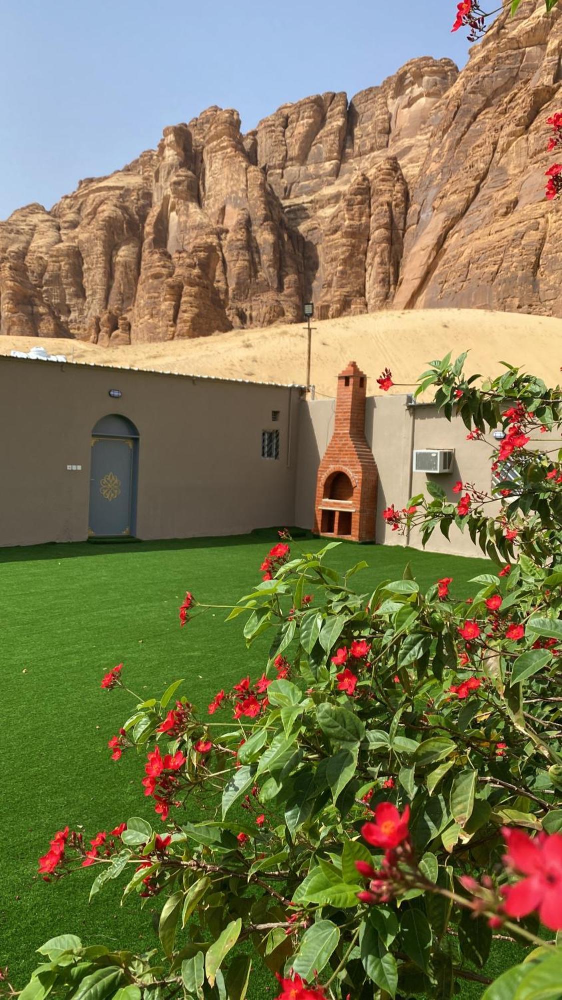 Villa الجوهرة Diamond Plus à Al-Ula Extérieur photo